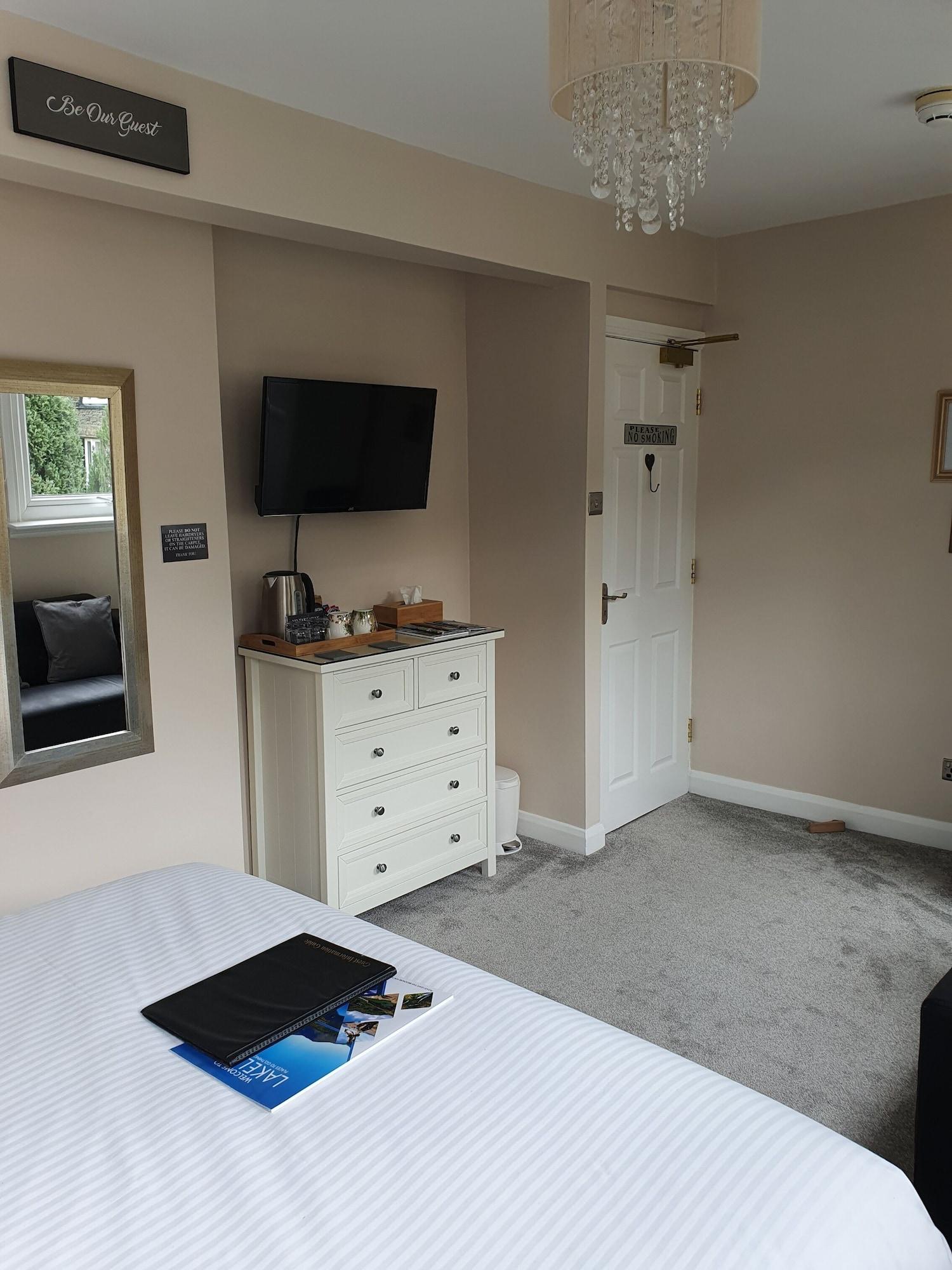 Number 80 Hotel Bowness-on-Windermere Buitenkant foto