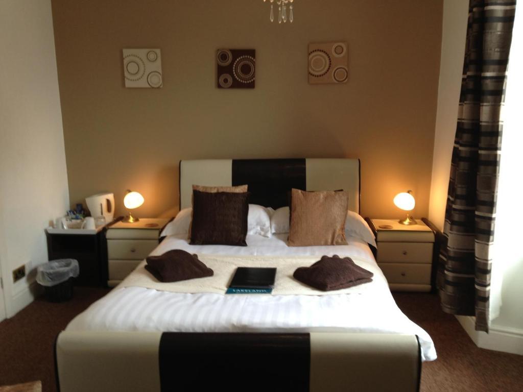 Number 80 Hotel Bowness-on-Windermere Buitenkant foto
